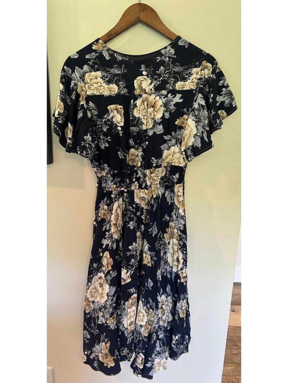 NERLEROLIAN Navy Floral Midi Dress XL Boho Smocked Waist Flutter Sleeve - Picture 3 of 9